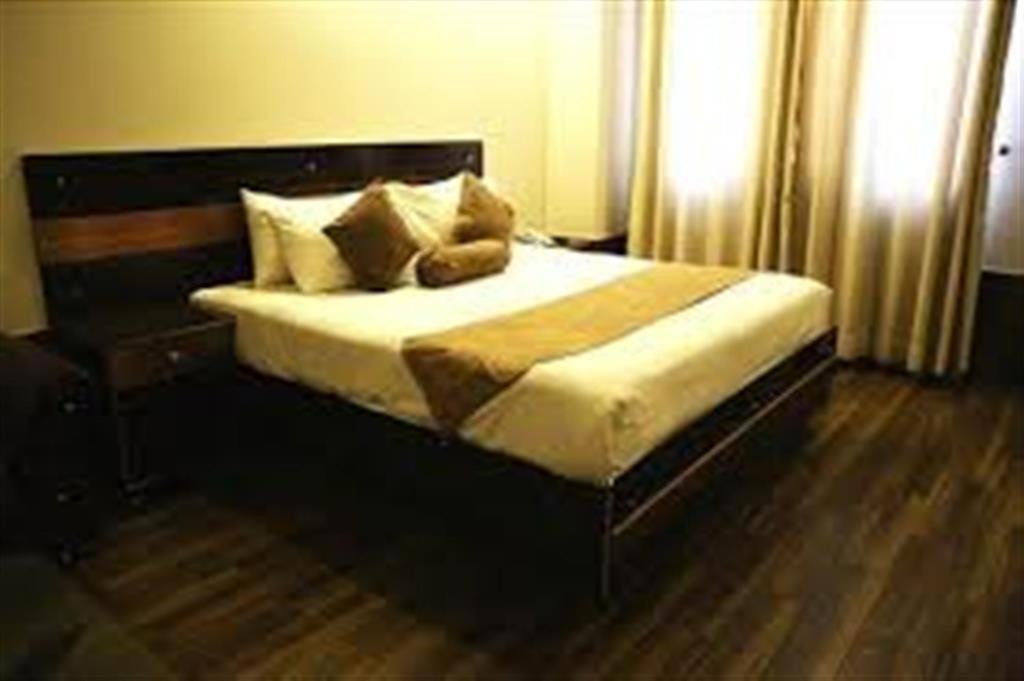 Hotel Marco Polo Λαχόρη Εξωτερικό φωτογραφία